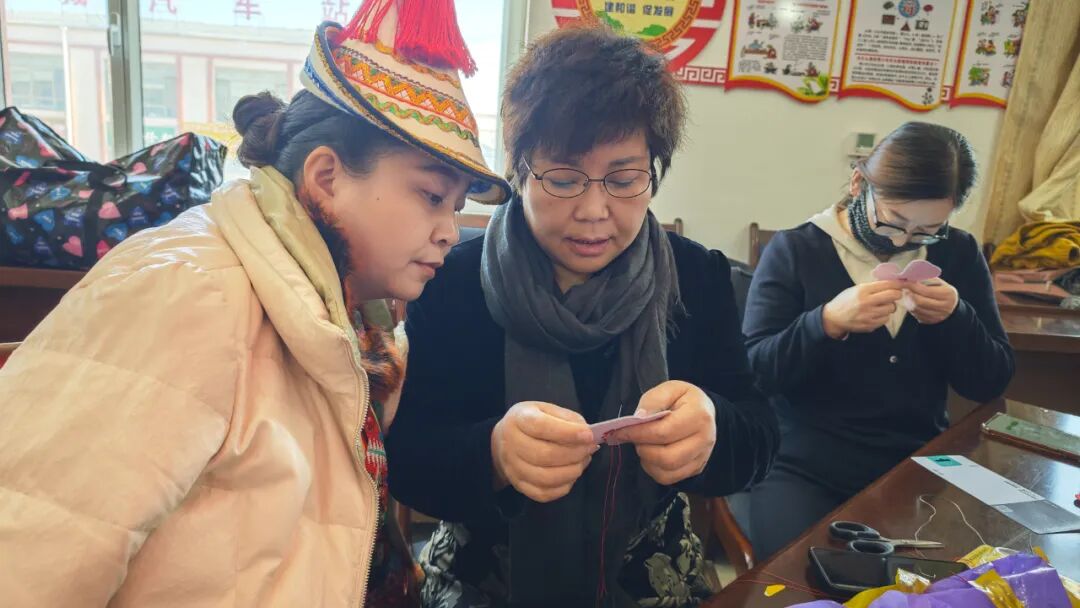 社区共管丨从一朵花，到正在发芽的日子