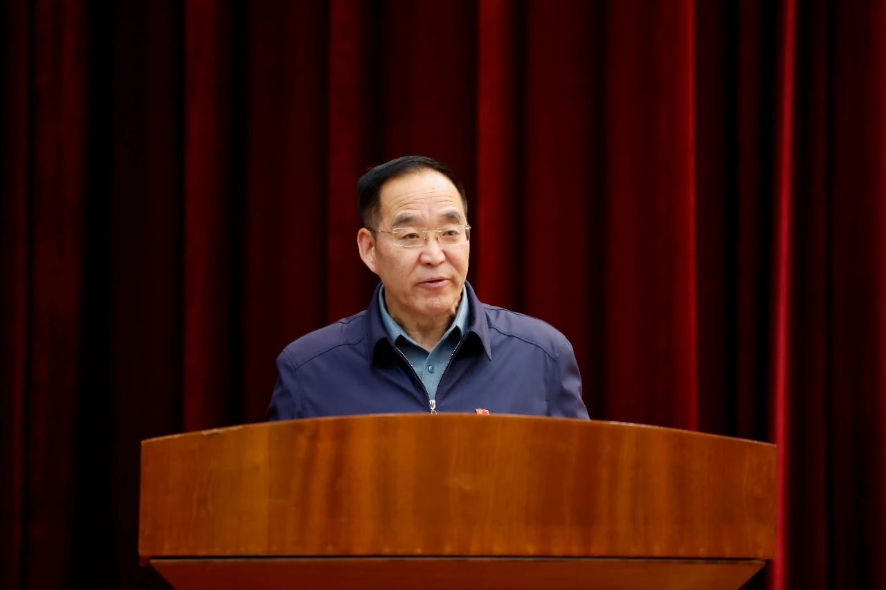 一山一水在全省“结对帮扶·爱心甘肃”工程建设推进会上作交流发言