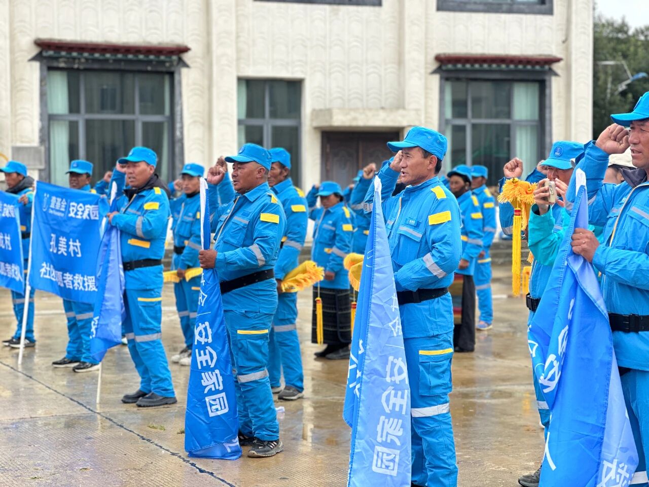 灾后恢复重建 | 一山一水携手壹基金在西藏定日启动灾后安全家园项目